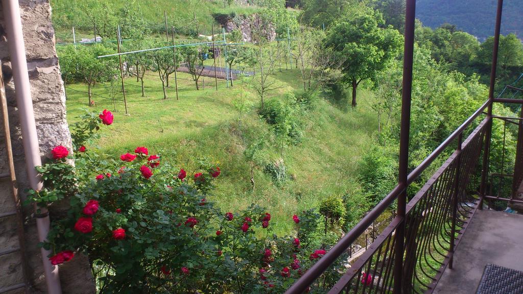 Hotel La Turr De Mezz Nesso Zimmer foto