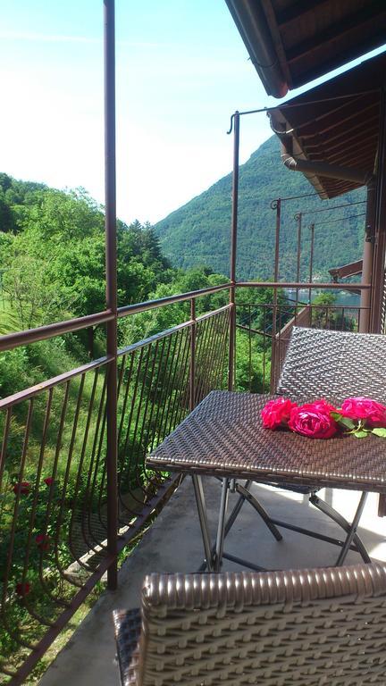 Hotel La Turr De Mezz Nesso Zimmer foto